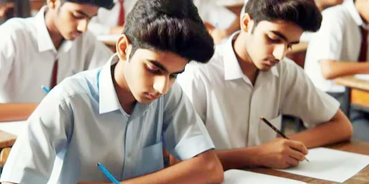 পাছে লোকে কিছু বলে কবিতার ৮টি বহুনির্বাচনি প্রশ্ন ও উত্তর, ৫ম পর্ব, অষ্টম শ্রেণির বাংলা ১ম পত্র